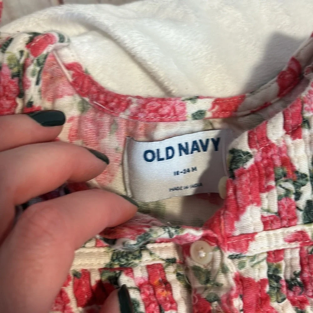EUC Toddler Girl Old Navy Dress Bundle Size 18-24 Months